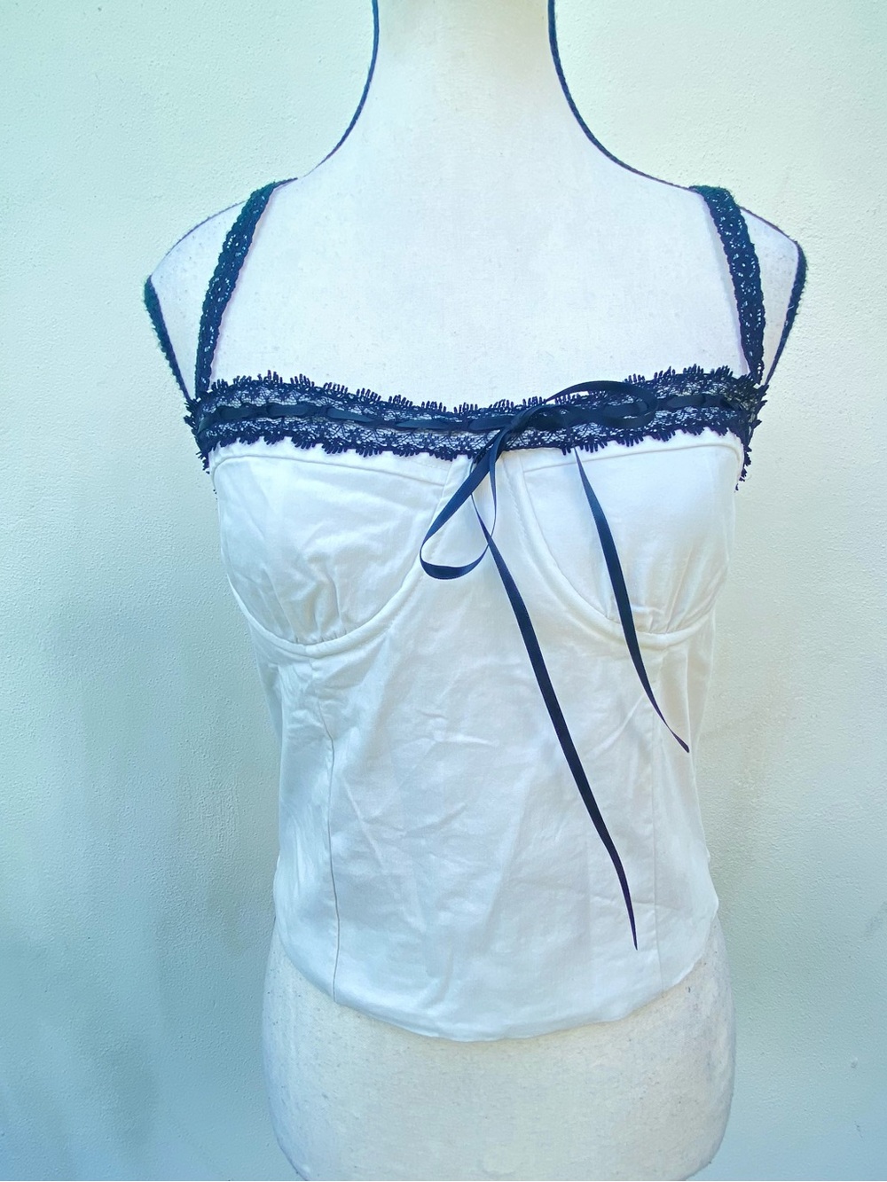 Y2K Coquette White & Black Lace Bustier Top Size Medium